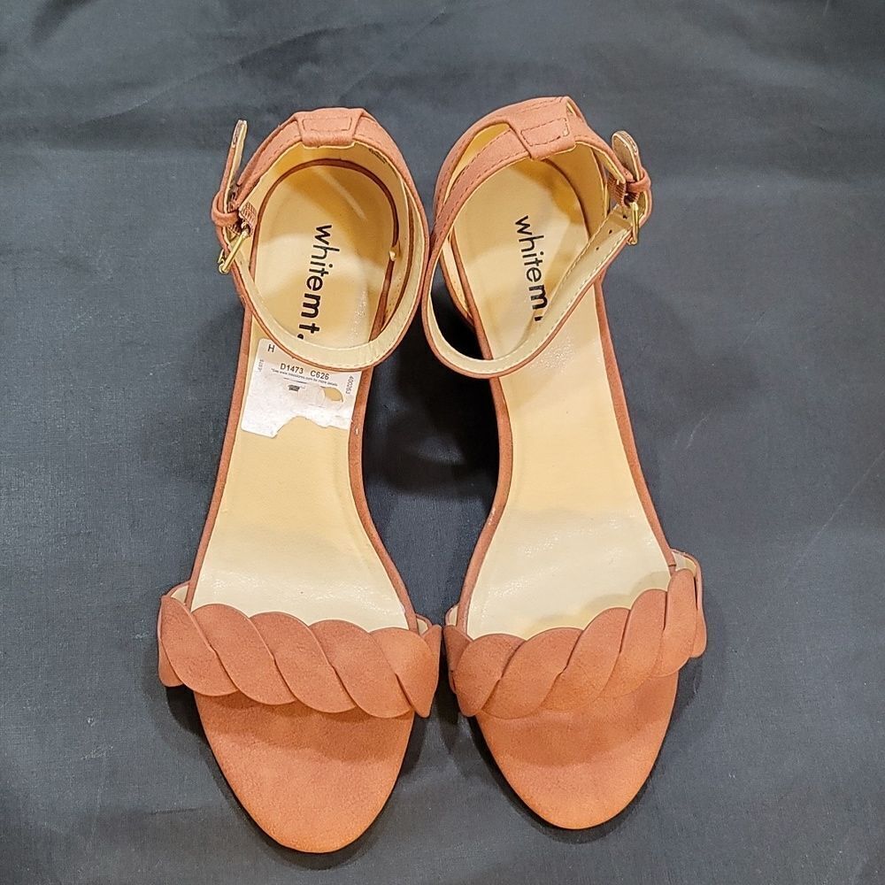 BRAND NEW WHITE MOUNTAIN OPEN TOE WOMEN"S SANDAL
